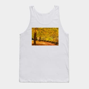 Shrouded in Gold © Tank Top